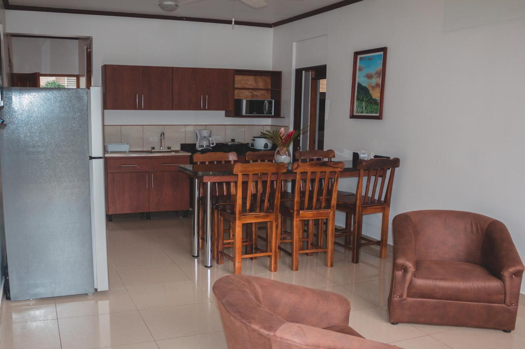 Hotel Arenas En Punta Leona Playa Agujas Ngoại thất bức ảnh