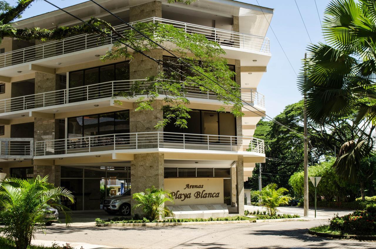Hotel Arenas En Punta Leona Playa Agujas Ngoại thất bức ảnh