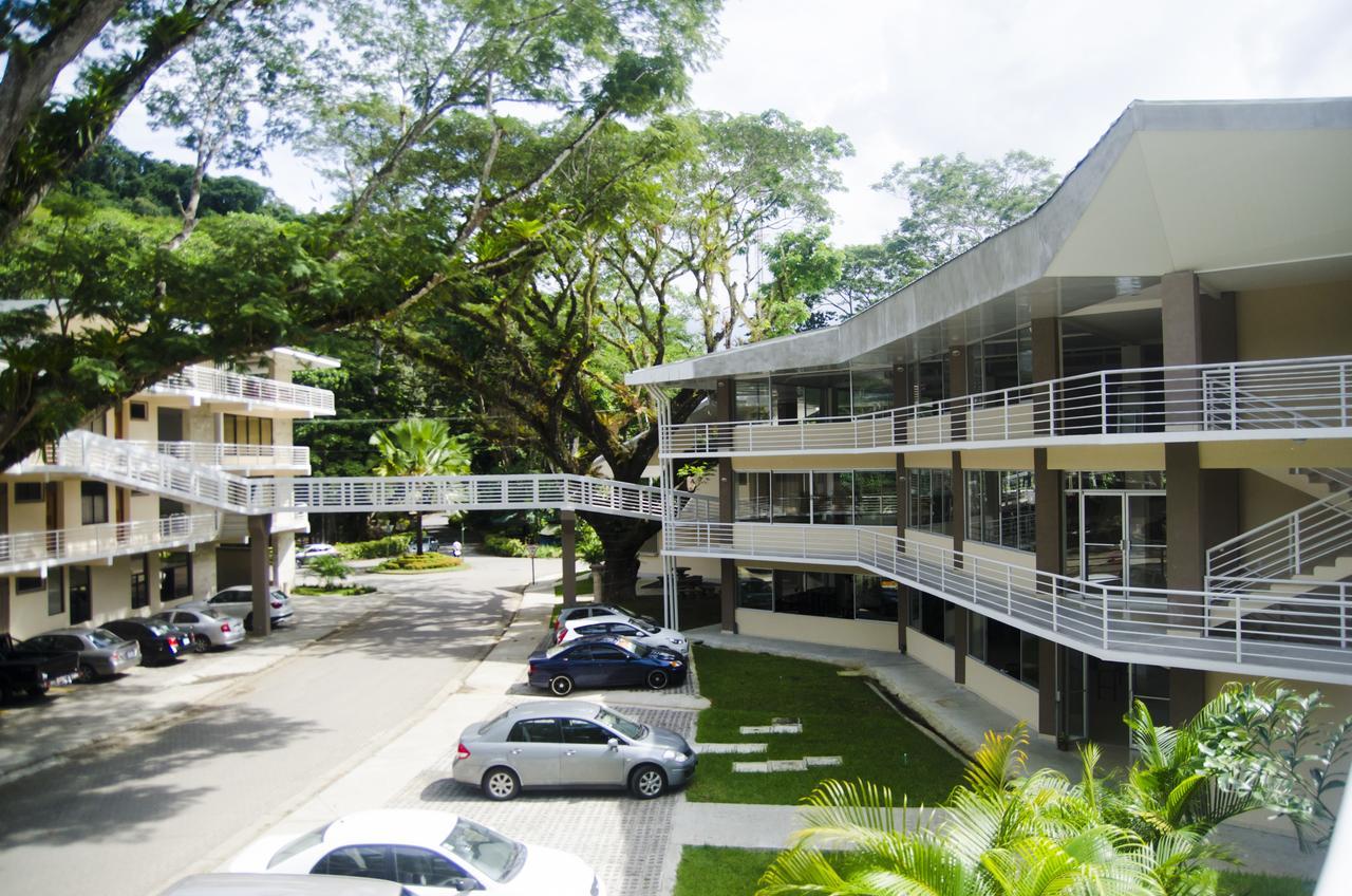 Hotel Arenas En Punta Leona Playa Agujas Ngoại thất bức ảnh