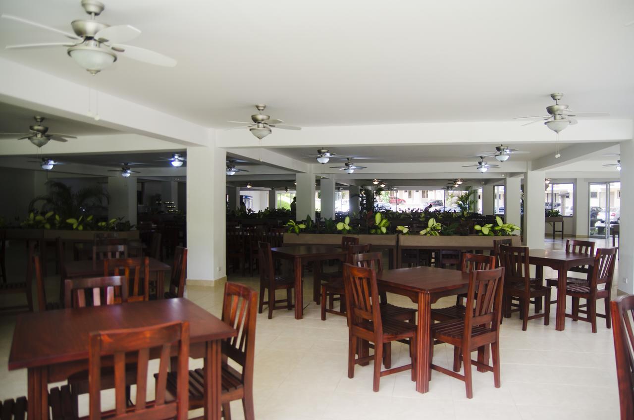 Hotel Arenas En Punta Leona Playa Agujas Ngoại thất bức ảnh